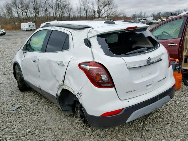 KL4CJASB2JB655243 - 2018 BUICK ENCORE PRE WHITE photo 3