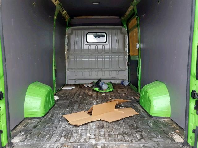 3C6URVJG1GE105915 - 2016 RAM PROMASTER 绿色 照片 9