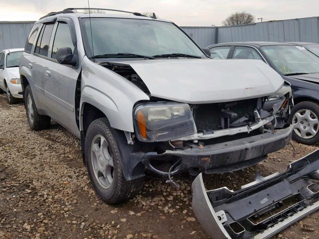 1GNDT13S382150977 - 2008 CHEVROLET TRAILBLAZE SILVER photo 1