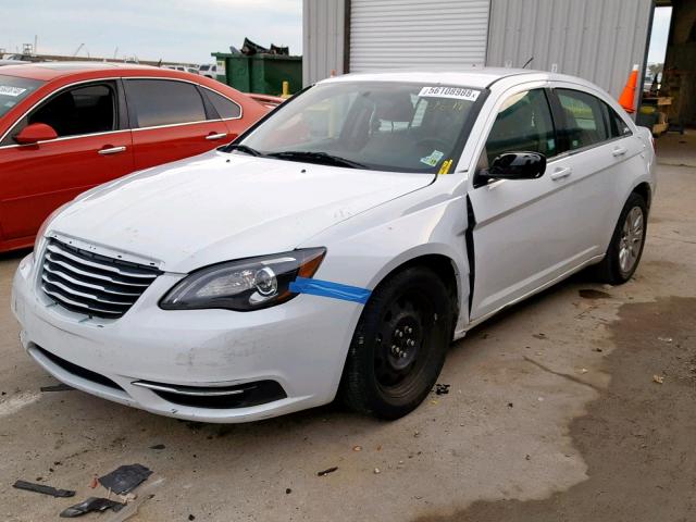 1C3CCBAB5DN689689 - 2013 CHRYSLER 200 LX WHITE photo 2