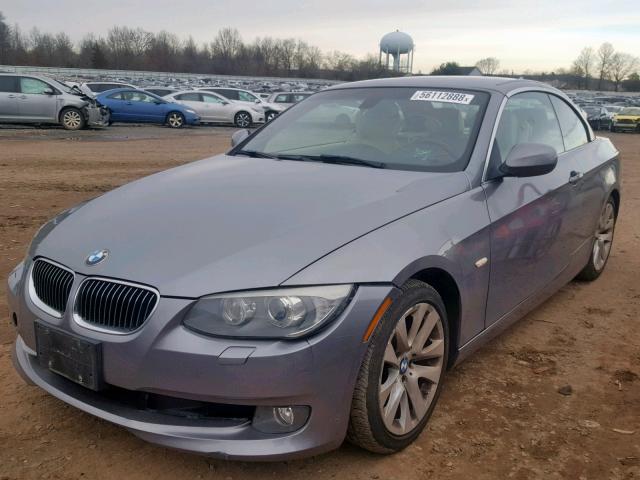 WBADW7C58BE440096 - 2011 BMW 328 I SULE GRAY photo 2