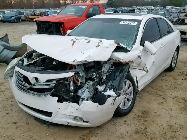 4T1BB46K68U037136 - 2008 TOYOTA CAMRY HYBR WHITE photo 2