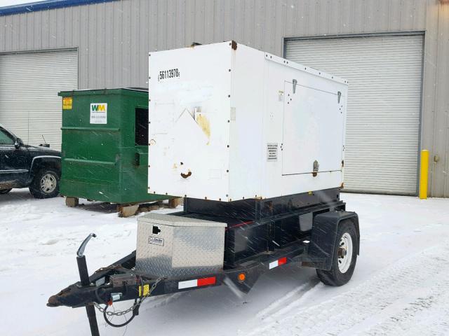 1Z9BU1123ZL004A26 - 2004 JOHN DEERE GENERATOR WHITE photo 2