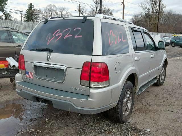 5LMEU88H95ZJ26243 - 2005 LINCOLN AVIATOR 银色 照片 4