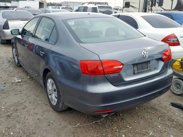 3VW2K7AJ9DM309372 - 2013 VOLKSWAGEN JETTA BASE GRAY photo 3