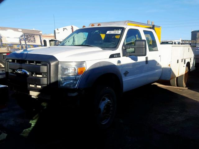 1FD0W5GT2CEA42779 - 2012 FORD F550 SUPER WHITE photo 2