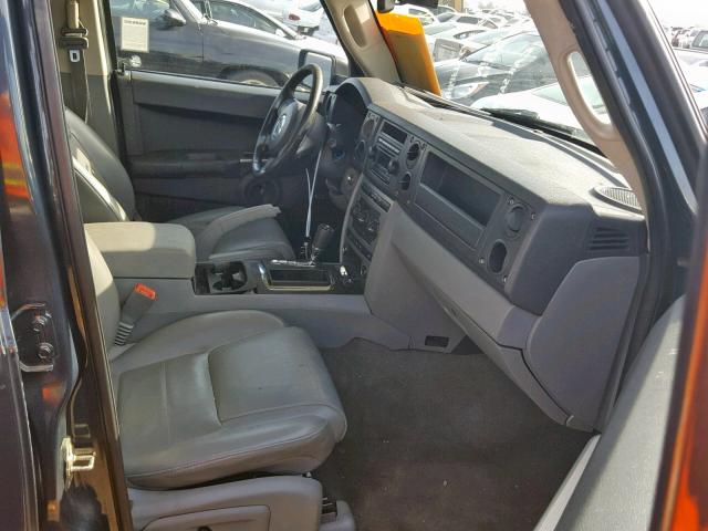 1J8HH48K56C314154 - 2006 JEEP COMMANDER BLUE photo 5