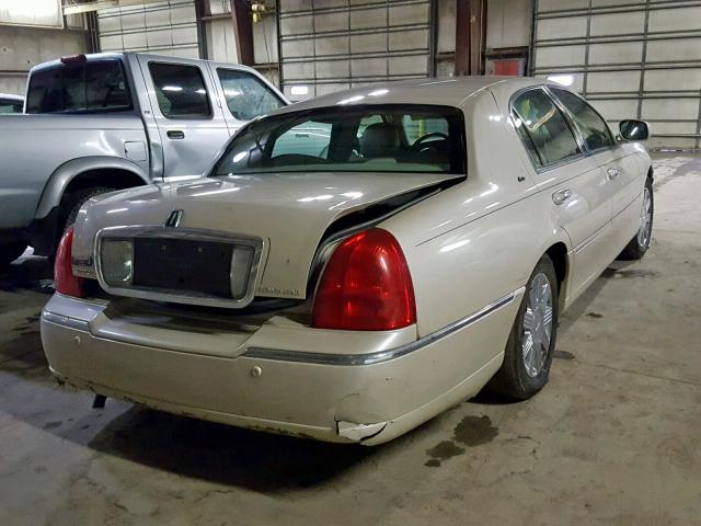 1LNHM83W23Y629122 - 2003 LINCOLN TOWN CAR C CREAM photo 4