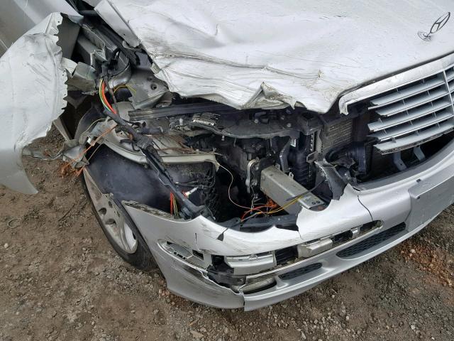 WDBUF65JX3A179214 - 2003 MERCEDES-BENZ E 320 SILVER photo 9