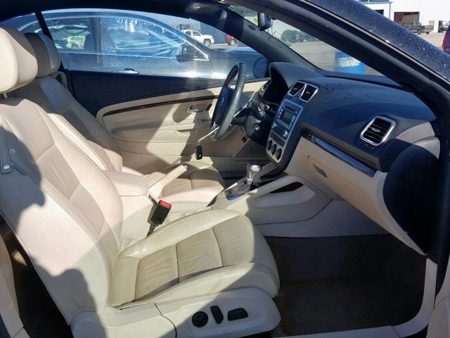 WVWFA71F58V010573 - 2008 VOLKSWAGEN EOS LUX Чорний фото 5