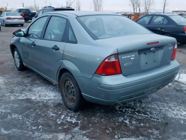 1FAFP34N35W258889 - 2005 FORD FOCUS ZX4 GREEN photo 3