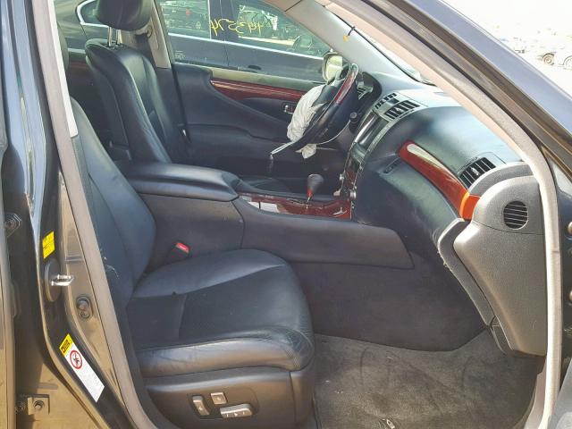 JTHBL46F075028377 - 2007 LEXUS LS 460 GRAY photo 5