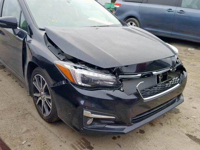 4S3GTAU65J3708688 - 2018 SUBARU IMPREZA LI GRAY photo 9