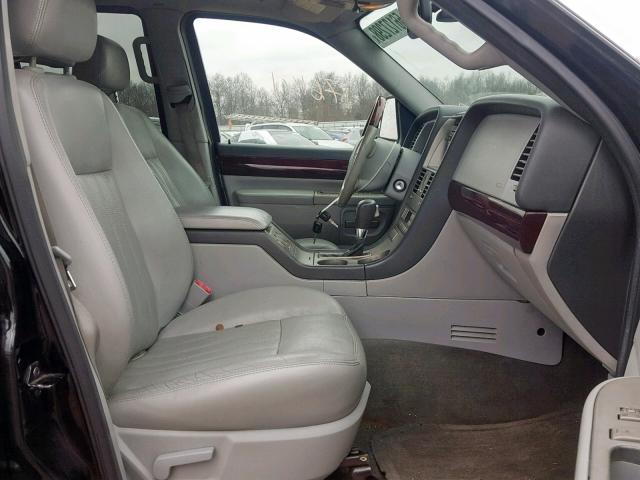 5LMEU68H04ZJ18289 - 2004 LINCOLN AVIATOR 黑色 照片 5