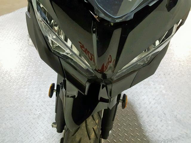 JKAEXKH11JDA14314 - 2018 KAWASAKI EX400 BLACK photo 15