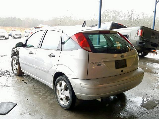 3FAFP37N35R130716 - 2005 FORD FOCUS ZX5 SILVER photo 3