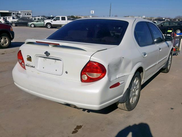 JN1CA31D9YT530560 - 2000 NISSAN MAXIMA GXE WHITE photo 4