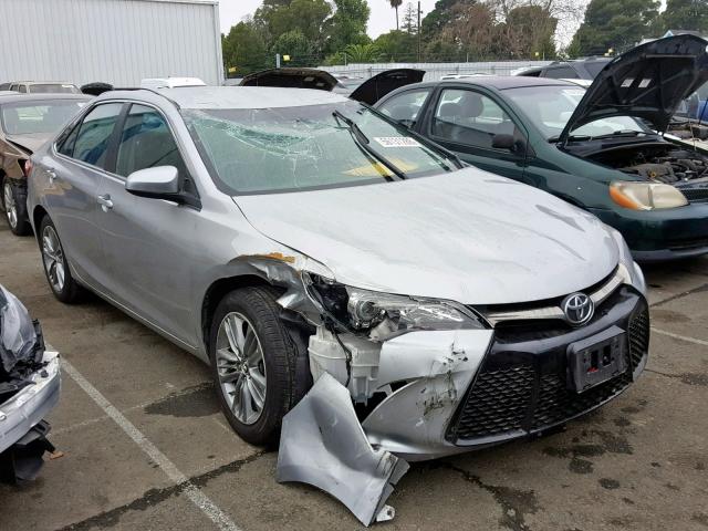 4T1BF1FK2FU984268 - 2015 TOYOTA CAMRY LE SILVER photo 1