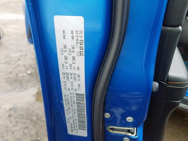 3C4NJDBB0JT103853 - 2018 JEEP COMPASS LA Blau Foto 10