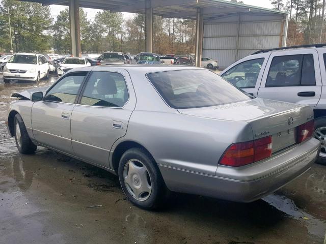 JT8BH28F8Y0180893 - 2000 LEXUS LS 400 GRAY photo 3