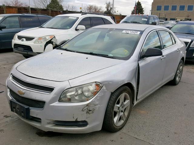 1G1ZA5E09A4104239 - 2010 CHEVROLET MALIBU LS 银色 照片 2