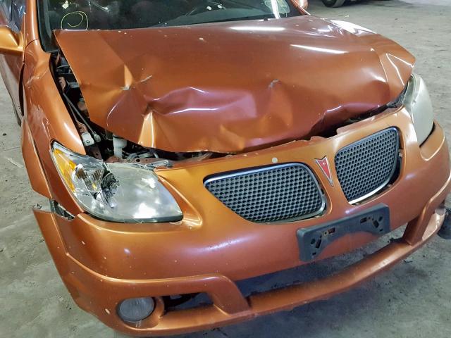 5Y2SL63875Z435850 - 2005 PONTIAC VIBE ORANGE photo 9