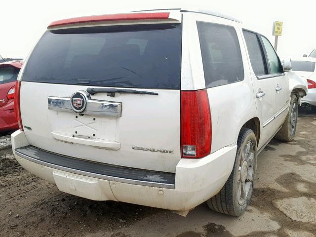 1GYS3CEF9BR142693 - 2011 CADILLAC ESCALADE P WHITE photo 4