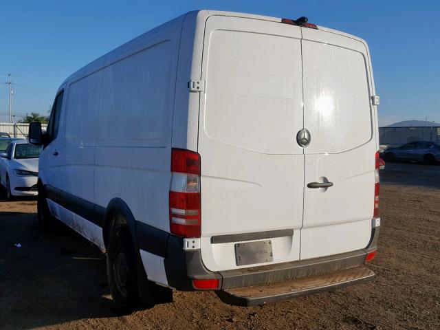 WD3PE7CD7HP565513 - 2017 MERCEDES-BENZ SPRINTER 2 WHITE photo 3