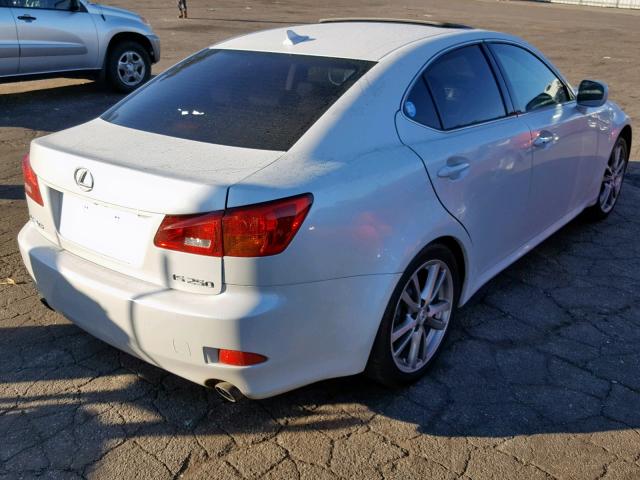 JTHBK262285080244 - 2008 LEXUS IS 250 WHITE photo 4