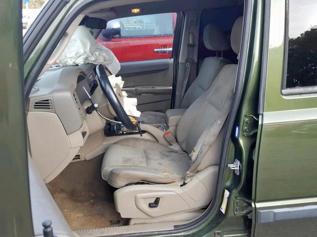1J8HH48K28C240033 - 2008 JEEP COMMANDER 绿色 照片 5