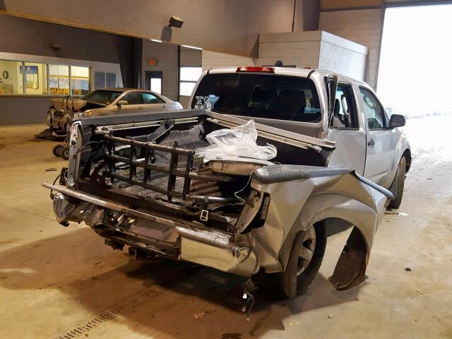 1N6AD07W79C409687 - 2009 NISSAN FRONTIER C SILVER photo 4