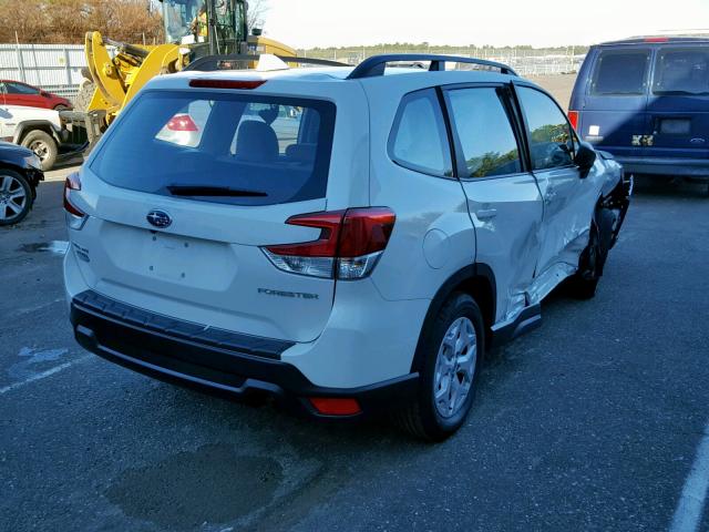 JF2SKACC5KH406232 - 2019 SUBARU FORESTER WHITE photo 4