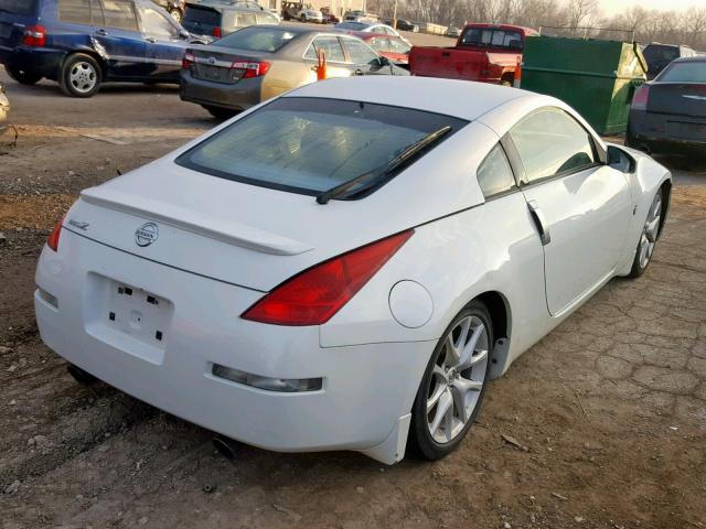 JN1AZ34D53T111027 - 2003 NISSAN 350Z COUPE WHITE photo 4