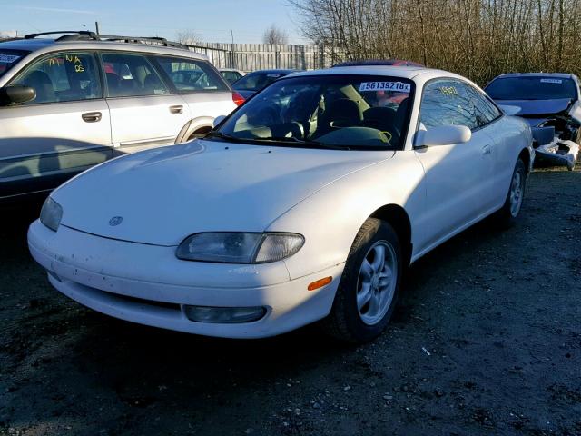 1YVGE31D0T5568916 - 1996 MAZDA MX-6 LS WHITE photo 2