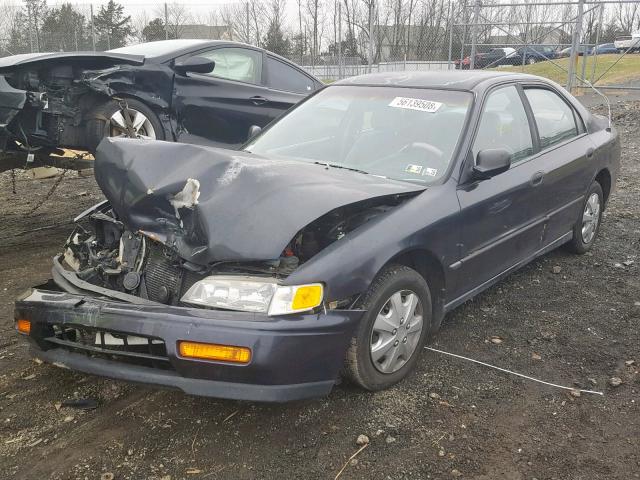 1HGCD5623RA038368 - 1994 HONDA ACCORD DX CHARCOAL photo 2