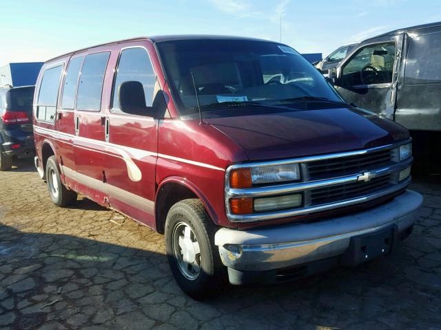 1GBFG15M021190617 - 2002 CHEVROLET EXPRESS G1 BURGUNDY photo 1