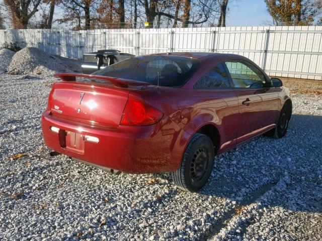 1G2AL18F387243030 - 2008 PONTIAC G5 RED photo 4