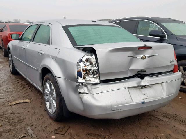 2C3LA53VX9H512215 - 2009 CHRYSLER 300 TOURIN SILVER photo 3