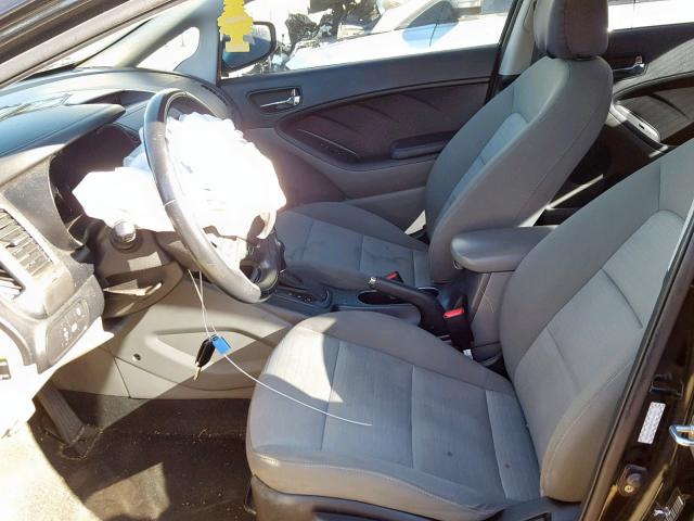 KNAFX4A85E5054659 - 2014 KIA FORTE EX BLACK photo 5