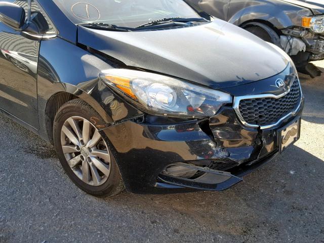 KNAFX4A85E5054659 - 2014 KIA FORTE EX BLACK photo 9