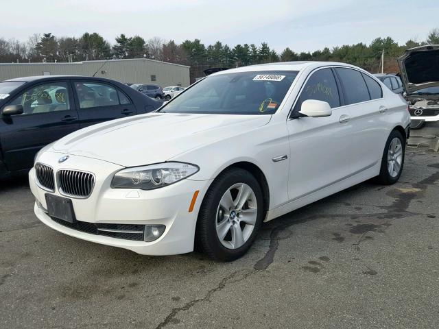 WBAXH5C55DD108928 - 2013 BMW 528 XI WHITE photo 2