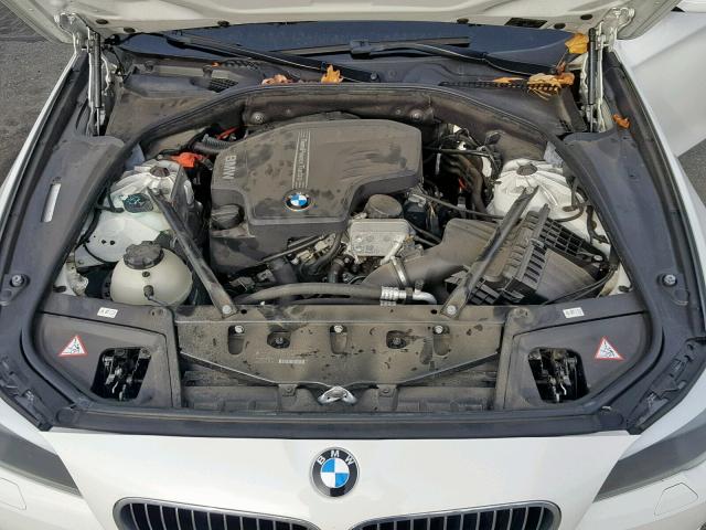 WBAXH5C55DD108928 - 2013 BMW 528 XI WHITE photo 7