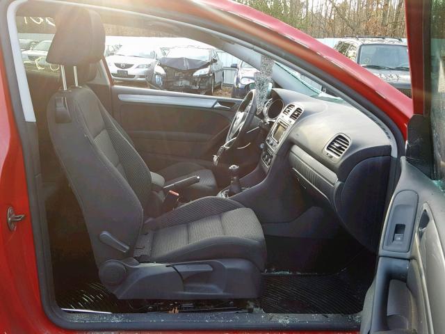 WVWMM7AJ1CW318751 - 2012 VOLKSWAGEN GOLF RED photo 5