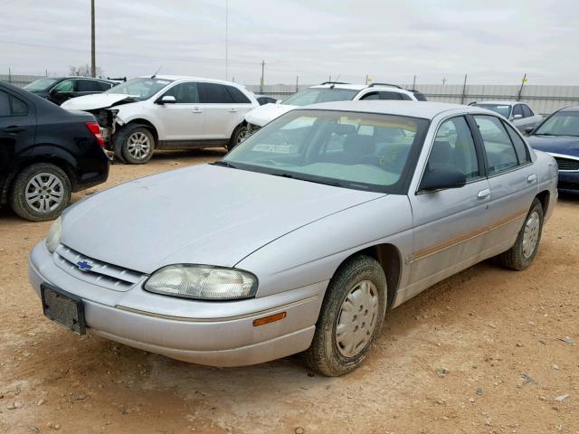 2G1WL52M1S9327247 - 1995 CHEVROLET LUMINA SILVER photo 2