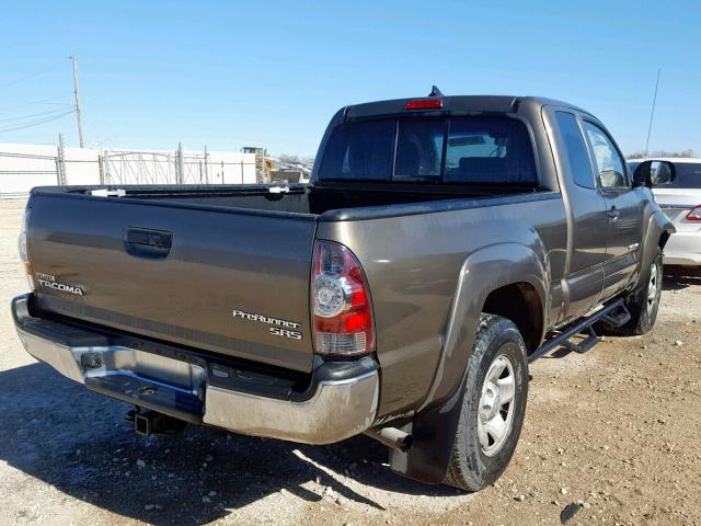 5TFTX4GN6FX039743 - 2015 TOYOTA TACOMA PRE SILVER photo 4