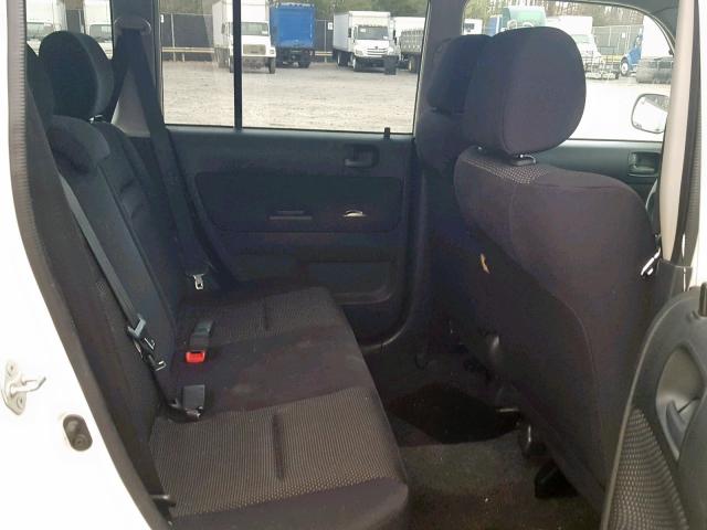 JTLKT324450220478 - 2005 TOYOTA SCION XB 白色 照片 6