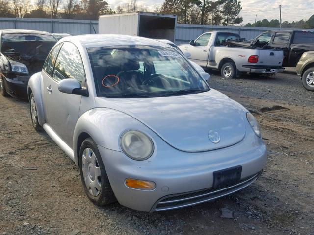 3VWBK31C24M404821 - 2004 VOLKSWAGEN NEW BEETLE SILVER photo 1