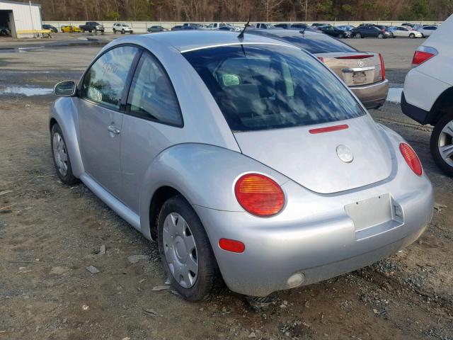 3VWBK31C24M404821 - 2004 VOLKSWAGEN NEW BEETLE SILVER photo 3