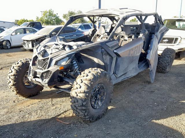 3JBVNAW21JK000785 - 2018 CAN-AM MAVERICK X BLACK photo 2