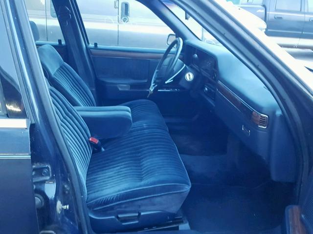 1C3XC66R4MD101186 - 1991 CHRYSLER NEW YORKER BLUE photo 5